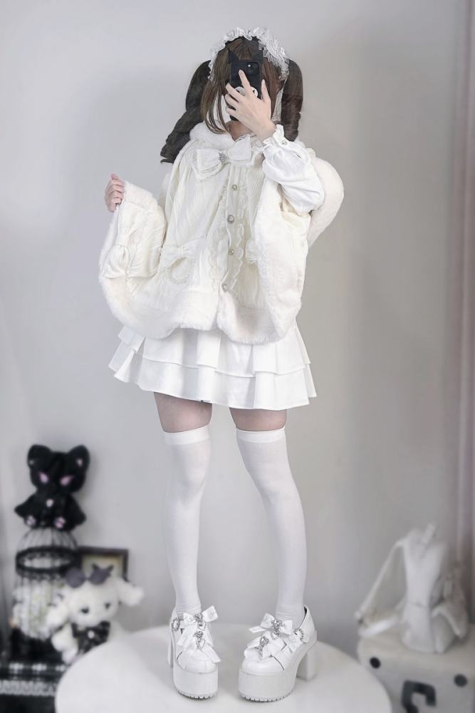 Virtual Paradise Kawaii Rabbit Ear Hooide Beige Cape Jirai Kei Outfits
