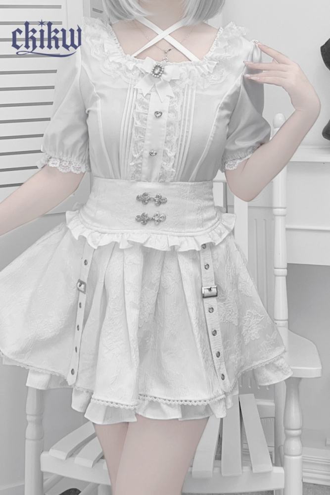 Ckikw Glamorous Chinese Buttons Metal Straps Kuro Skirt Jirai Kei Clothing