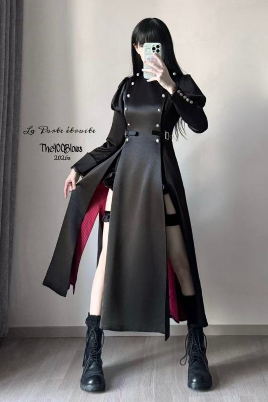 The 400 Blows La Porte étroite Lolita Dress