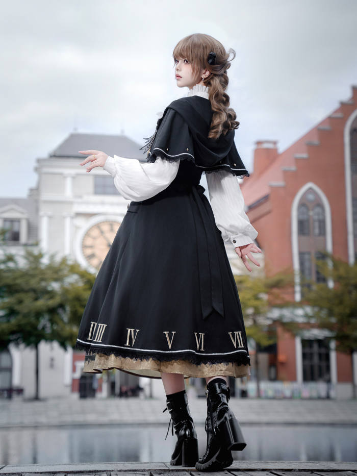 Unchartde Stars The Night Patrol Bell Classic Lolita Skirt, Blouse and Coat