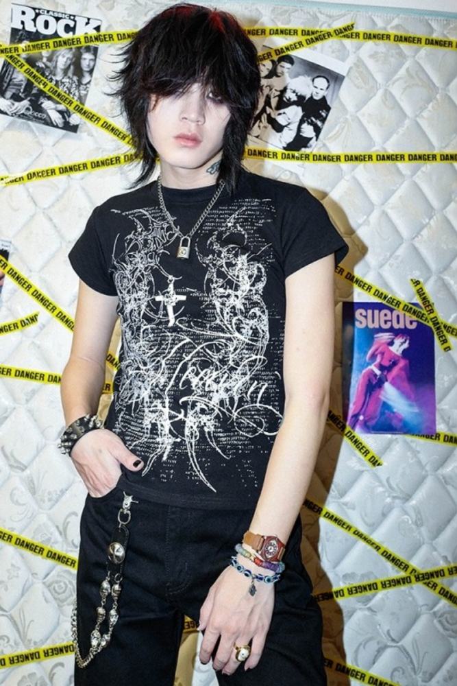 Bizzcut Club Totem Code Subculture Dark Gothic Slim Black T-shirt Jirai Kei Fashion - my-lolita-dress.com