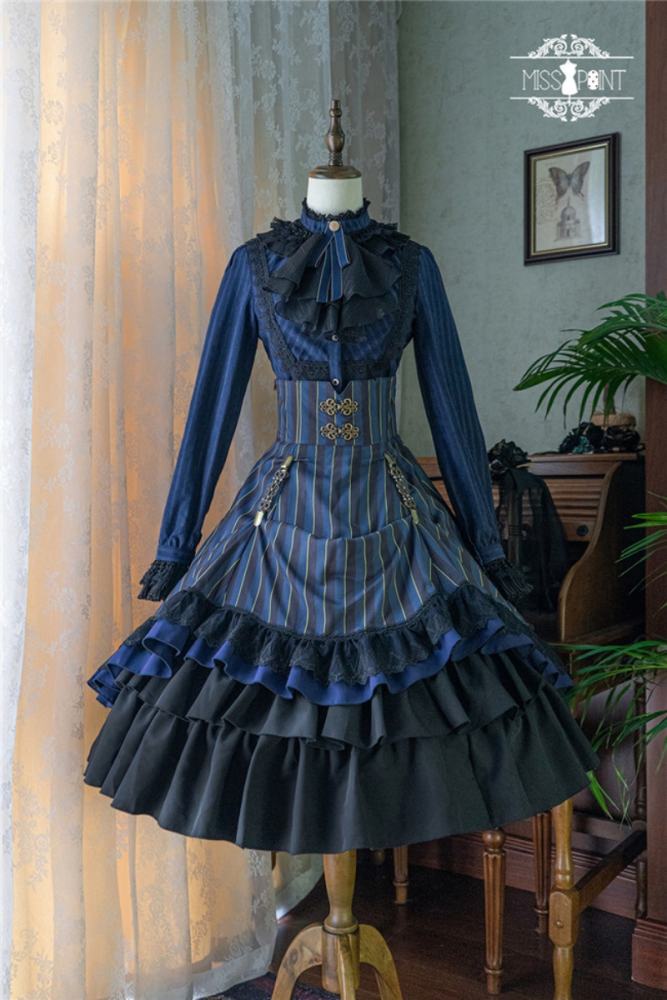 Miss Point ~The Pointe Estate Vintage Lolita Blouse