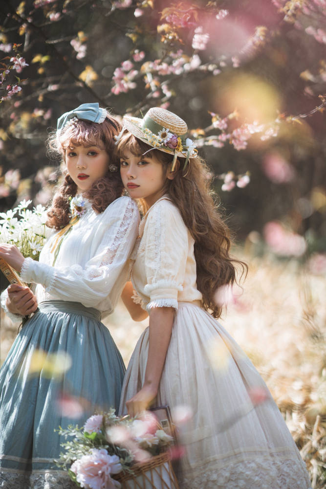 Miss Point ~Margaret Cotton Lolita Blouse -Pre-order