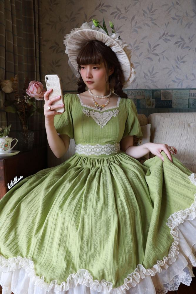 Miss Point ~Tulipa 2.0 Vintage Lolita OP -Pre-order