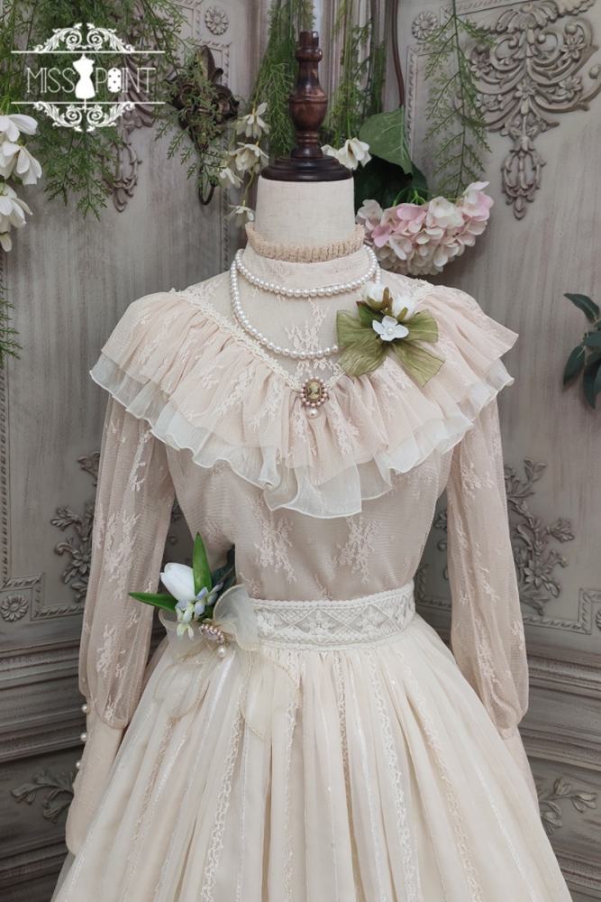 Miss Point ~Tulipa Vintage Lolita Blouse -Pre-order