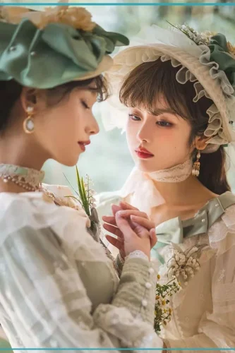 Miss Point ~Through Your Bloom Lolita Bonnet/Hat -Pre-order