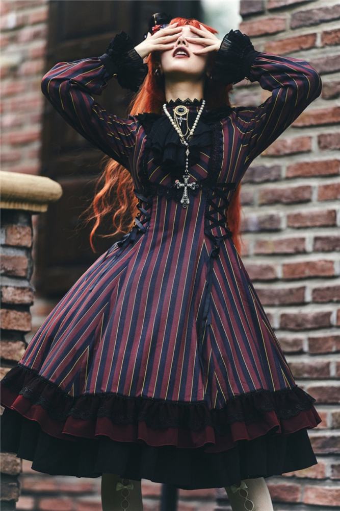 Miss Point ~The Pointe Estate Stripe Lolita OP