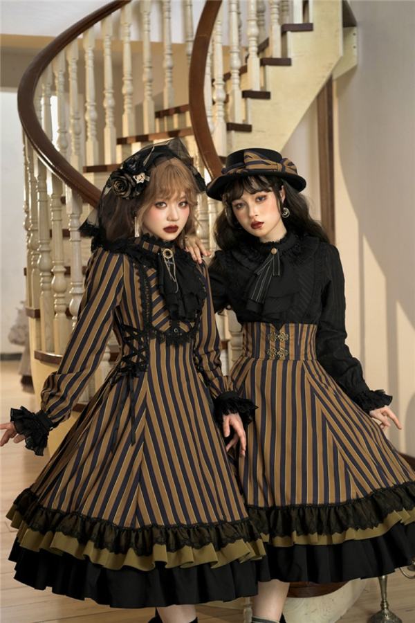 Miss Point ~The Pointe Estate Stripe Lolita OP