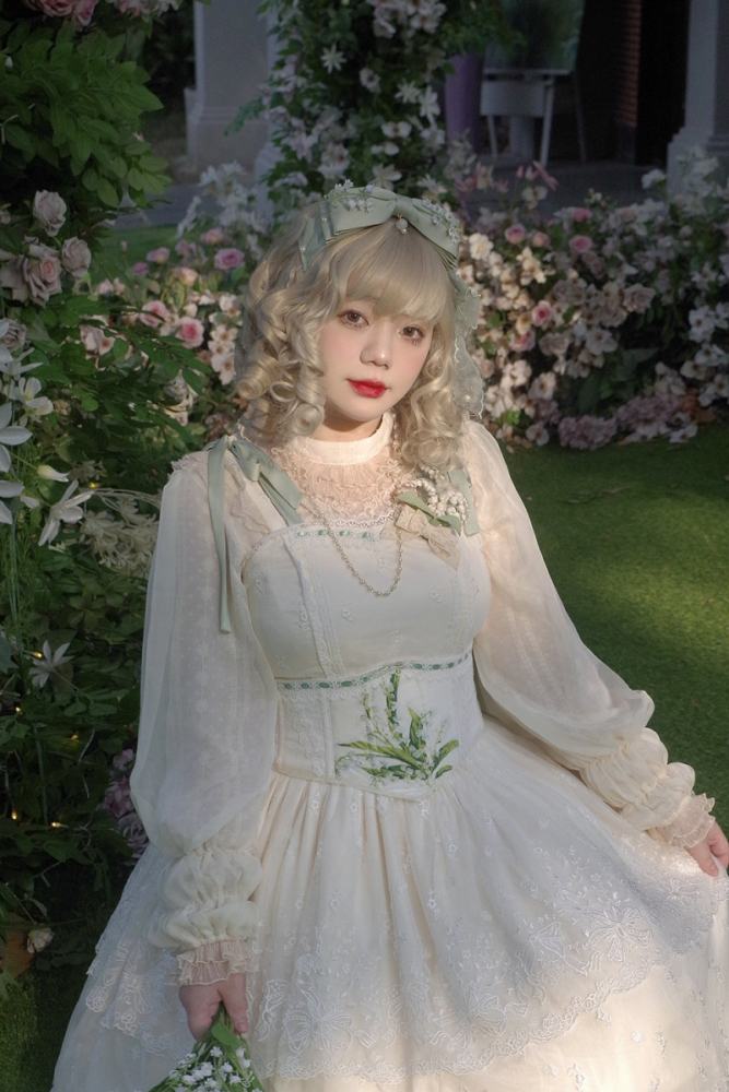 Miss Point ~Through Your Bloom Lolita Blouse -Pre-order
