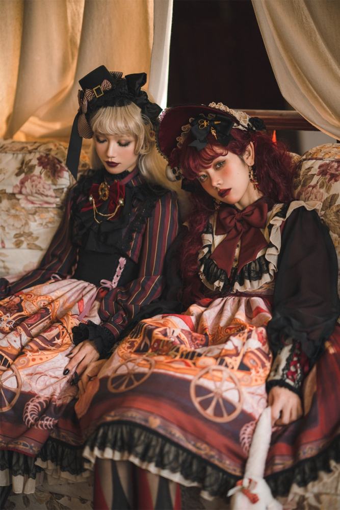 Miss Point ~Freak House Circus Stripe Lolita Blouse