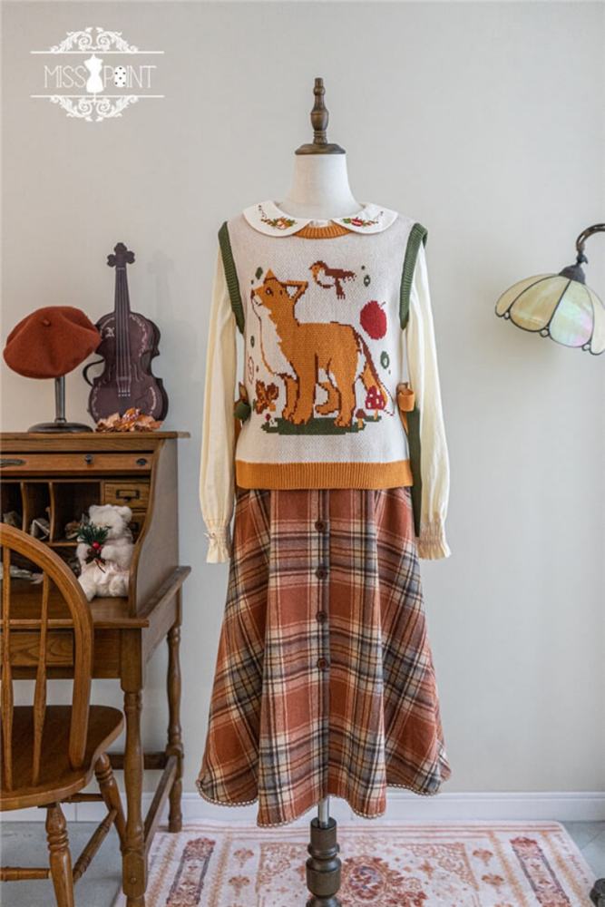 Miss Point ~Little Fox in Woods Sweater Vest