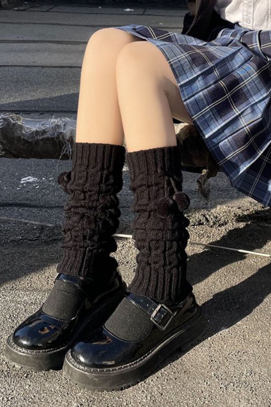 Hua Nai Cat Bowknot White Slouchy Socks