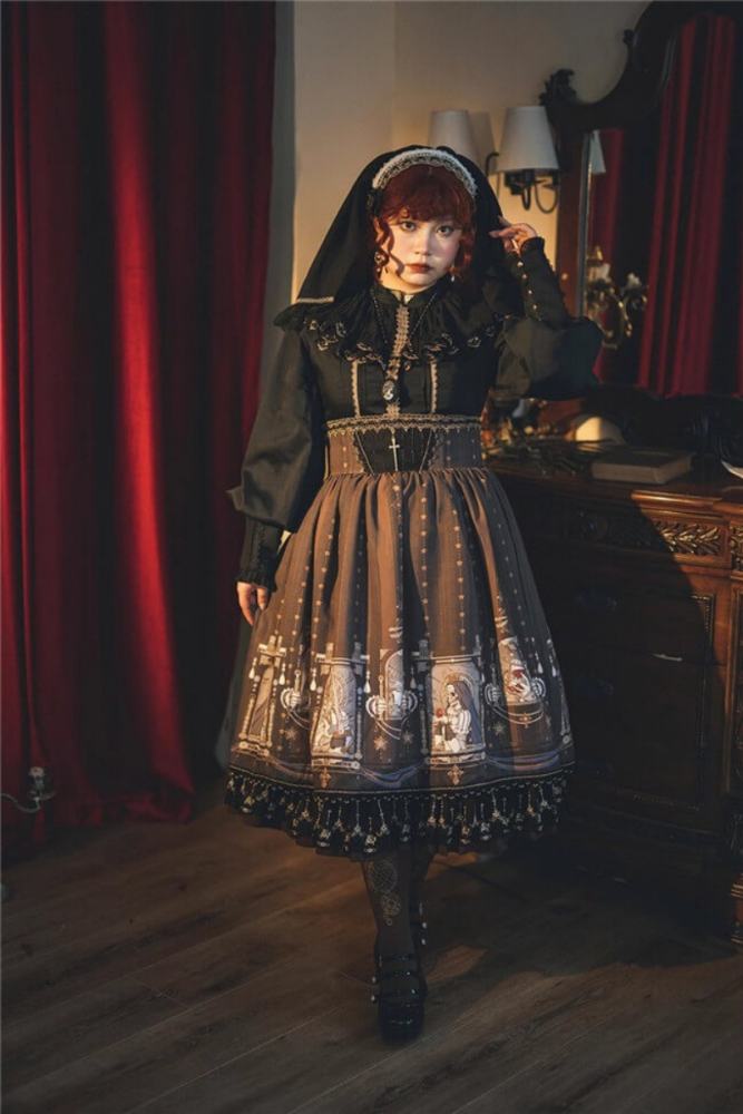 Miss Point ~ Demon Hunting Notes Skirt