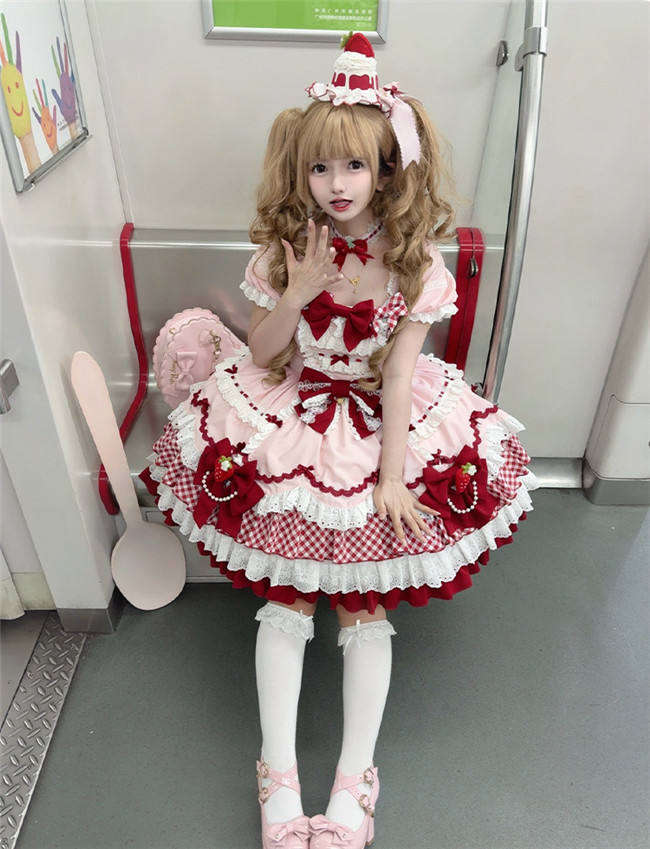 Sakurahime ~Berry Sweetheart~ Strawberry Lolita Dress Hat and Choker