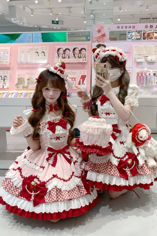 Sakurahime ~Berry Sweetheart~ Strawberry Lolita JSK Dress