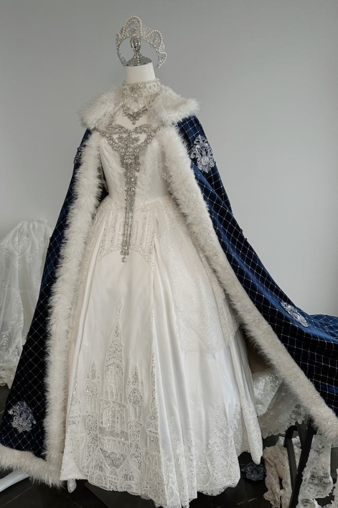 Your Highness ~The Second Queen~ Retro Court Lolita OP Cape and Necklace