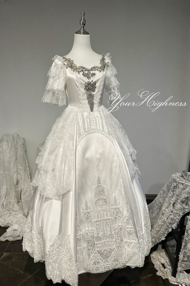 Your Highness ~The Second Queen~ Retro Court Lolita OP Cape and Necklace