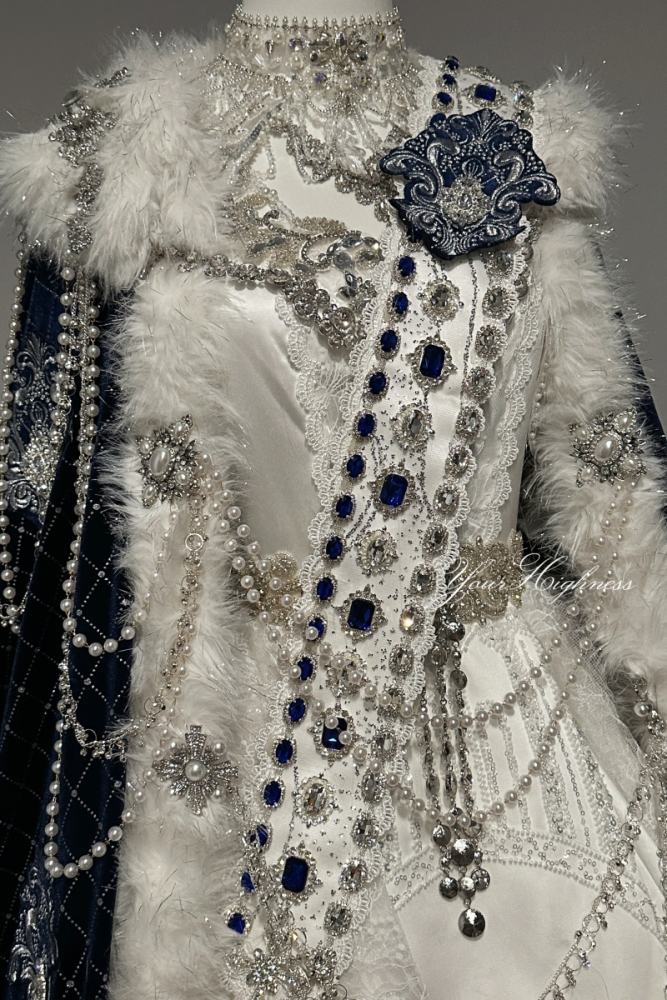 Your Highness ~The Second Queen~ Retro Court Lolita OP Cape and Necklace