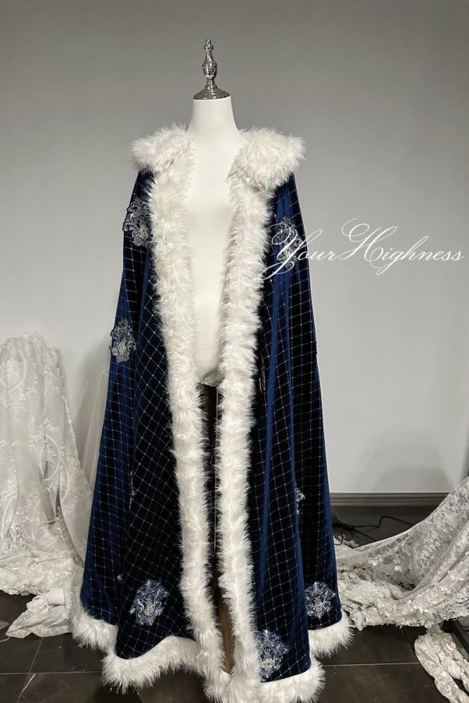 Your Highness ~The Second Queen~ Retro Court Lolita OP Cape and Necklace