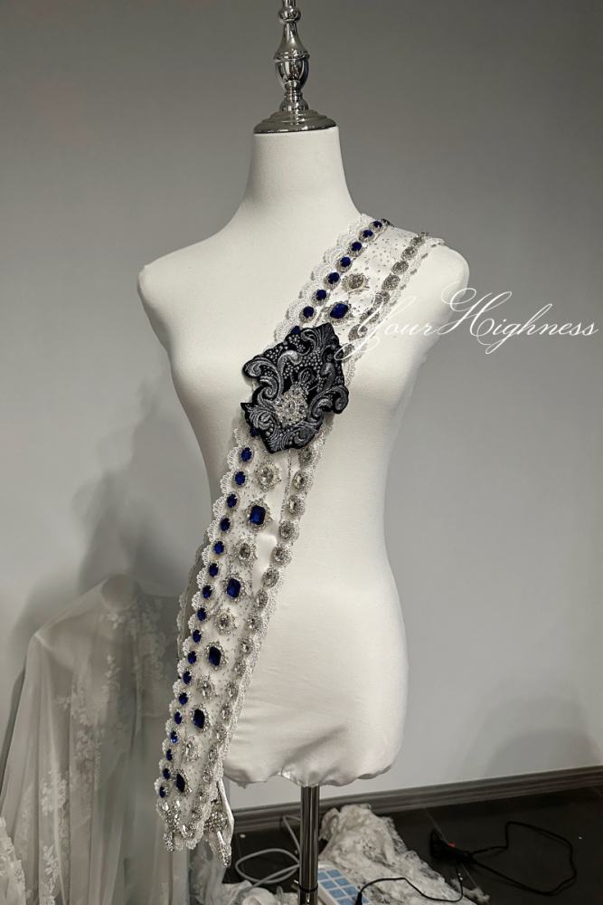 Your Highness ~The Second Queen~ Retro Court Lolita OP Cape and Necklace