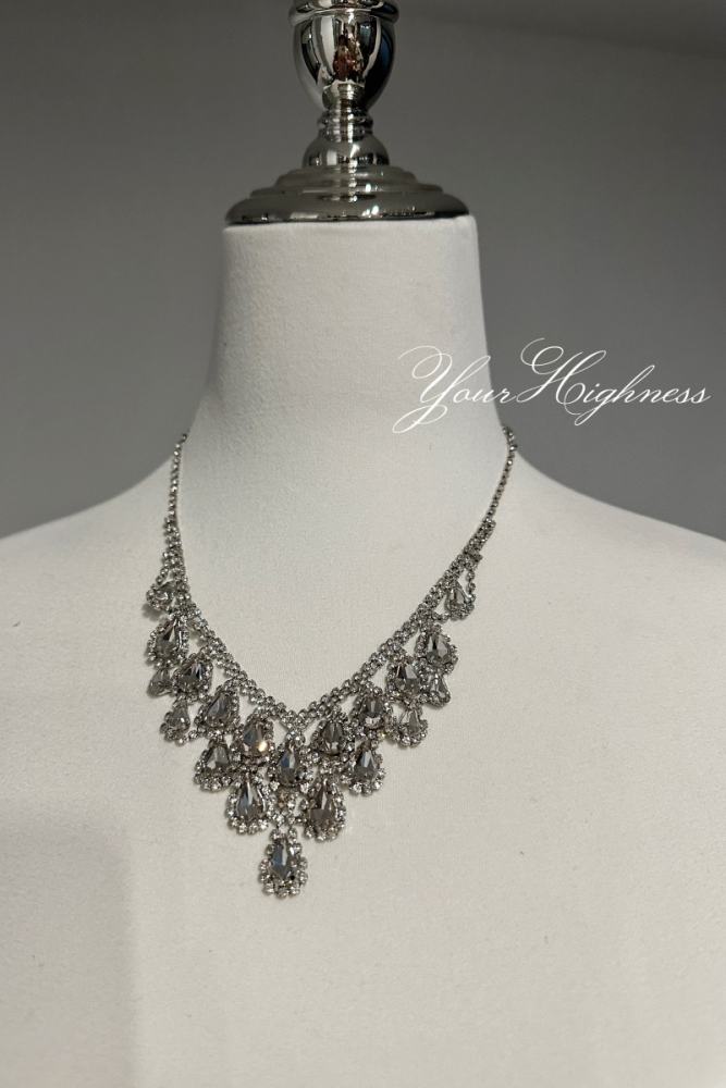 Your Highness ~The Second Queen~ Retro Court Lolita OP Cape and Necklace