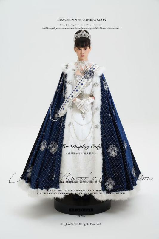 Your Highness ~The Second Queen~ Retro Court Lolita OP Cape and Necklace