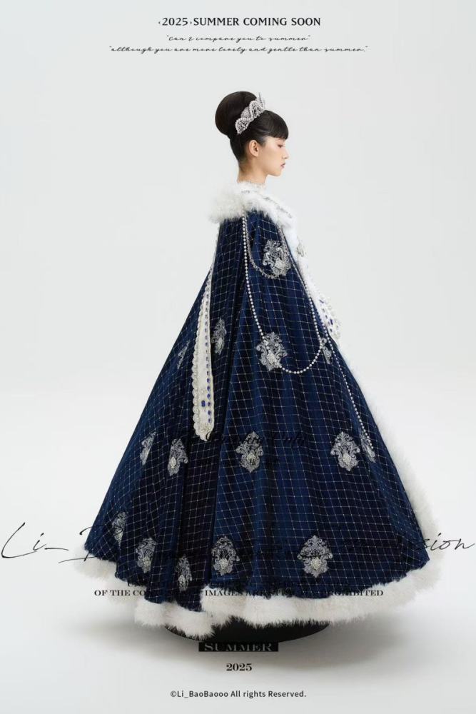 Your Highness ~The Second Queen~ Retro Court Lolita OP Cape and Necklace