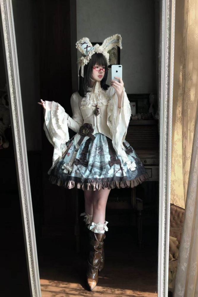 Hyq ～Symbiotic Doll～ Prints Gothic Lolita Skirt