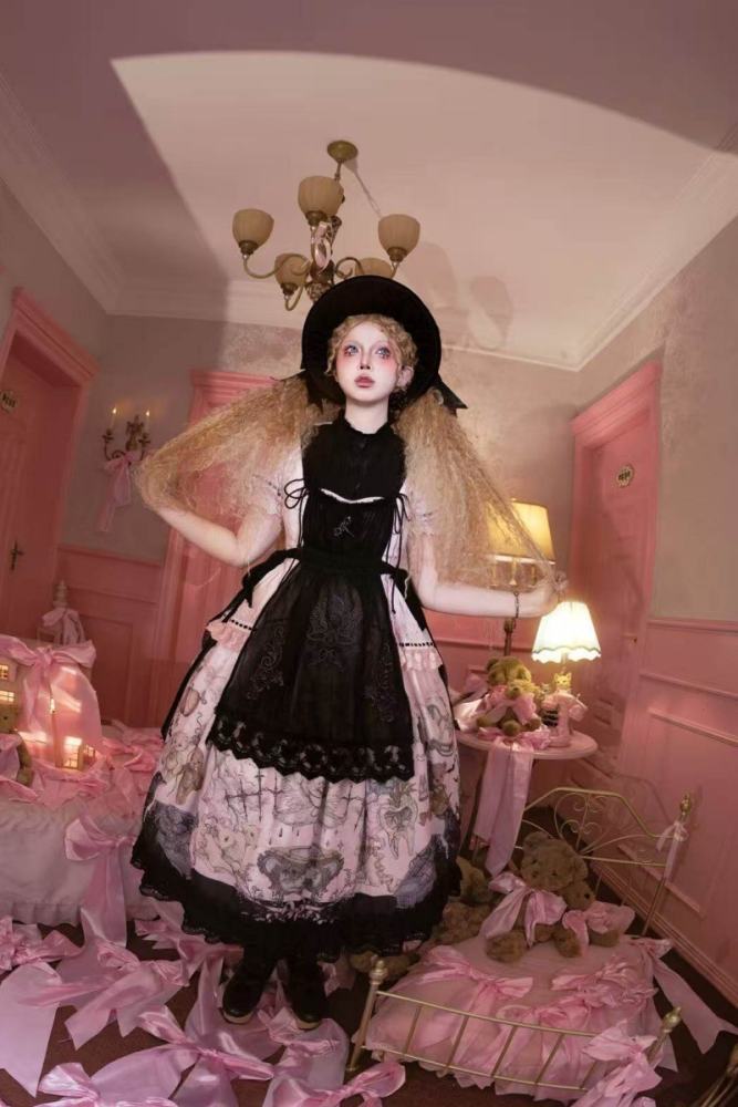 Hyq ～Symbiotic Doll～ Gothic Lolita Blouse Apron and Coat