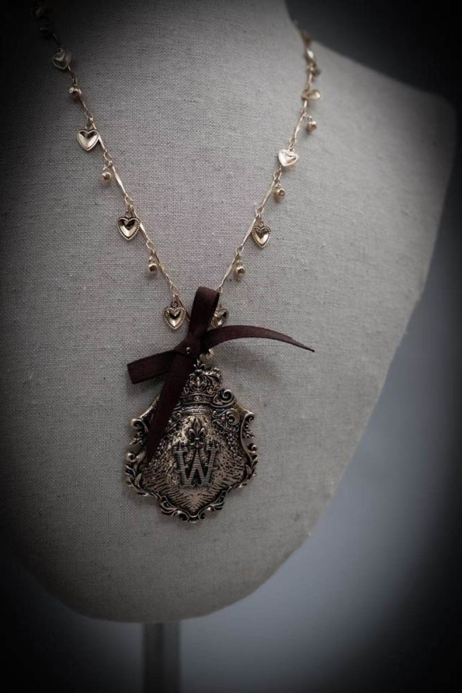 Hyq ～Symbiotic Doll～ Gothic Lolita Hairband Hat Bonnet Brooch and Necklace