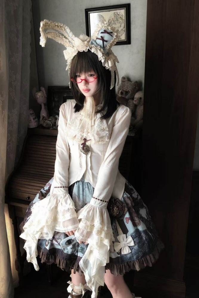 Hyq ～Symbiotic Doll～ Prints Gothic Lolita Skirt