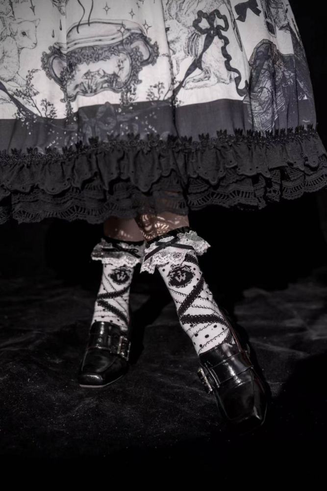 Hyq ～Symbiotic Doll～ Gothic Lolita Hairband Hat Bonnet Brooch and Necklace