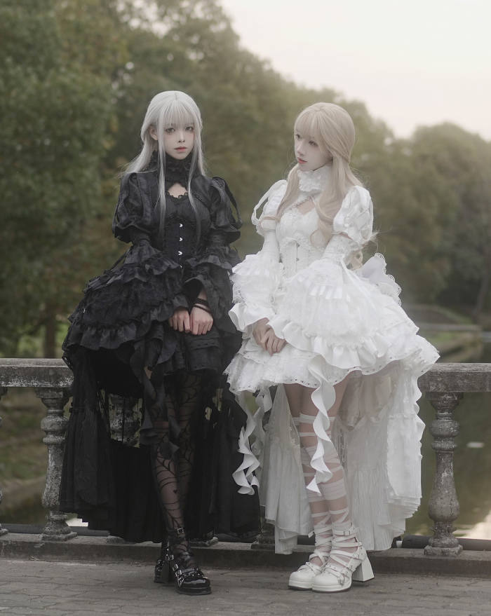 Smoothy Caliburn Gothic Lolita Dress Full Set