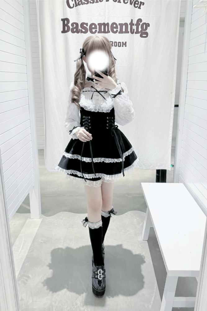 Shirohato Lace Bib Collar Jirai Kei Dress and Shorts