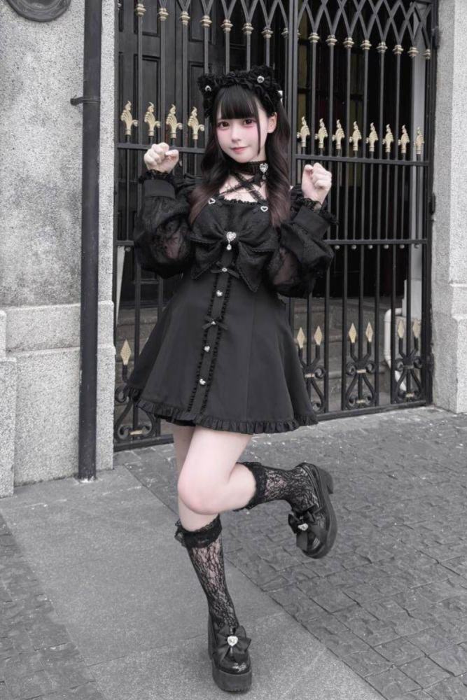 Shengzhongwei Lace Plaid Jirai Kei Dress and Shorts