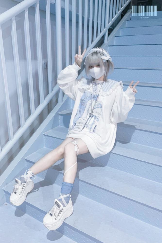 Shirohato X sunzhouuu Jirai Kei Printed Hoodie