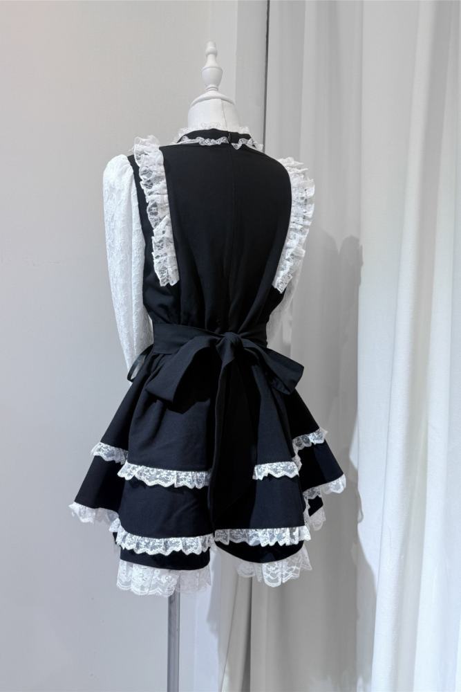 Shirohato Lace Bib Collar Jirai Kei Dress and Shorts