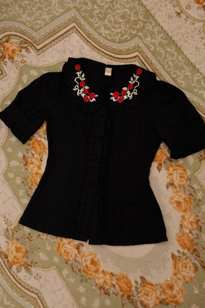 Strawberry Witch Young Girl Nelly 2.0 Lolita Embroidery Blouse 5 Colors