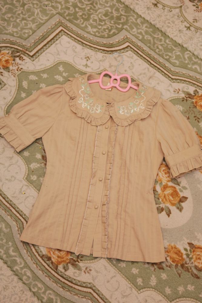 Strawberry Witch Young Girl Nelly 2.0 Lolita Embroidery Blouse 5 Colors