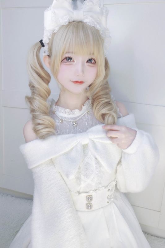 Shirohato Bowknot Lace Patchwork Jirai Kei Long Sleeve Top