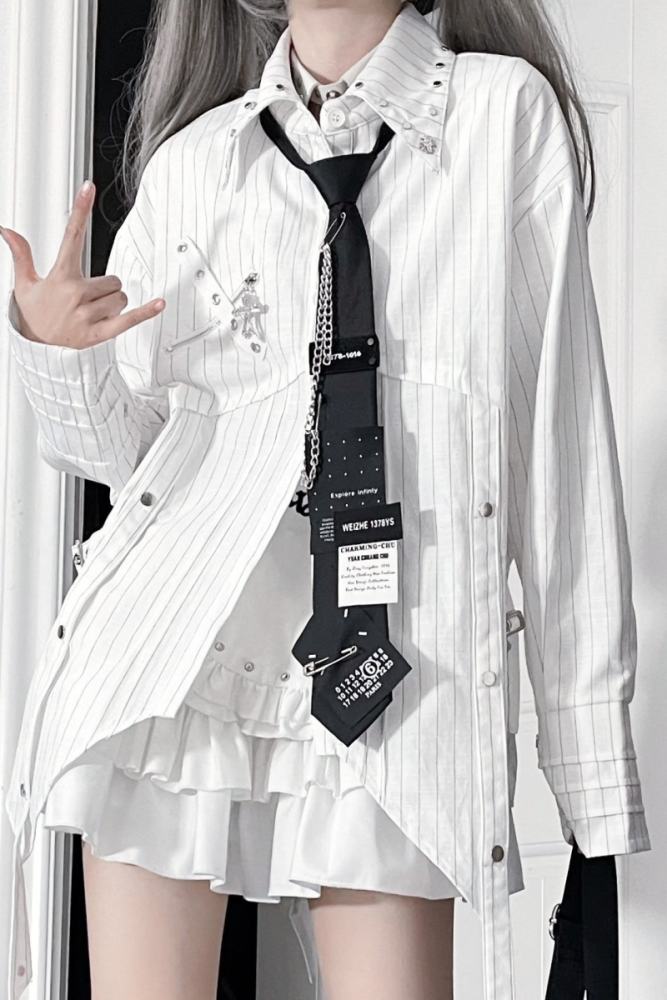 Tricuspid C Metal Stripe Jirai Kei Long Sleeve Blouse