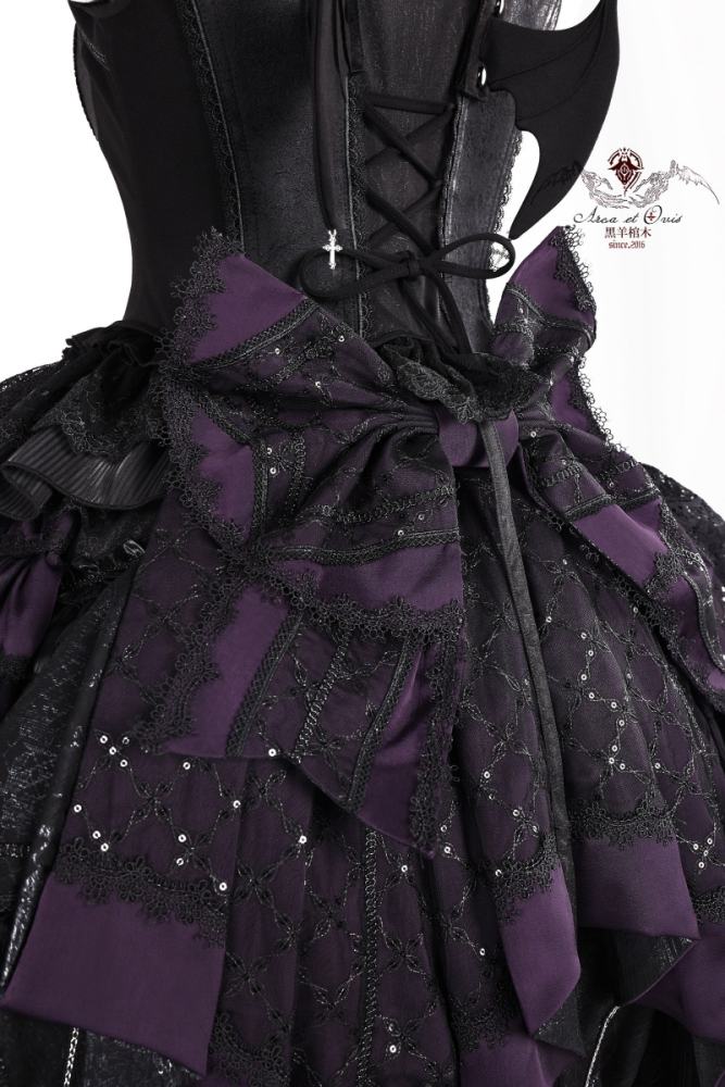 Arca Et Ovis ~The Little Demon~ Gothic Lolita Vest and Skirt Tailing and Bonnet