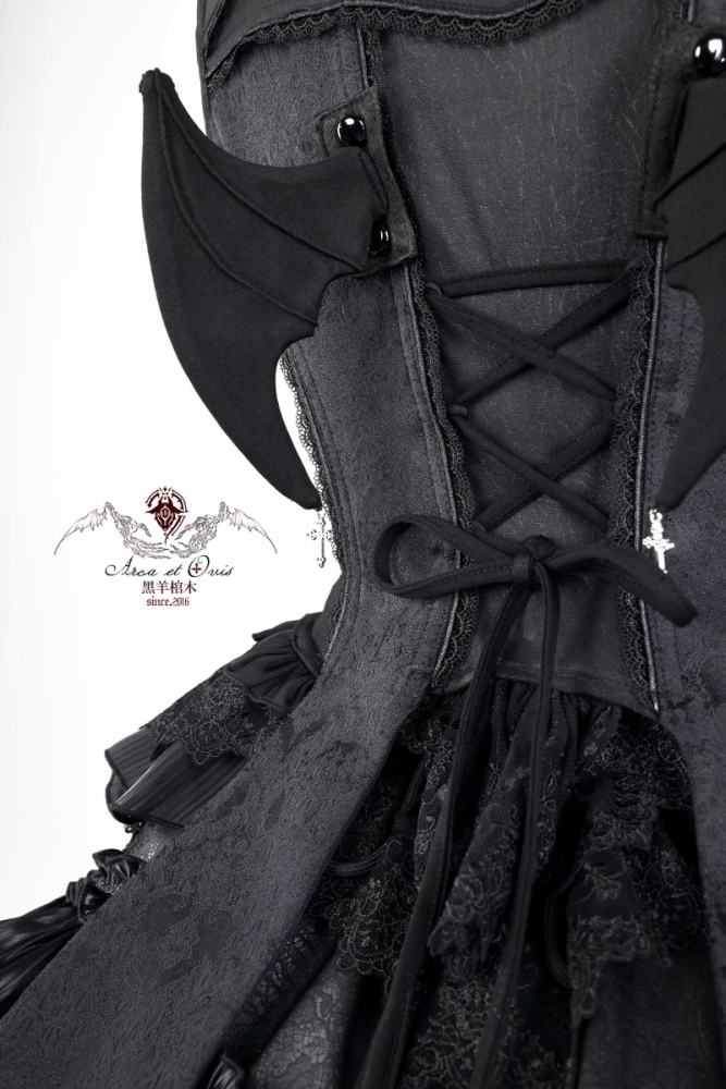 Arca Et Ovis ~The Little Demon~ Gothic Lolita Vest and Skirt Tailing and Bonnet