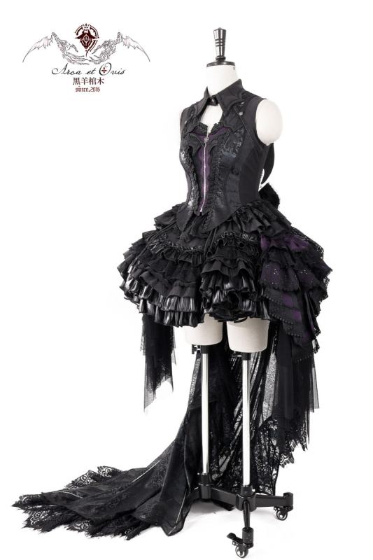 Arca Et Ovis ~The Little Demon~ Gothic Lolita Vest and Skirt Tailing and Bonnet