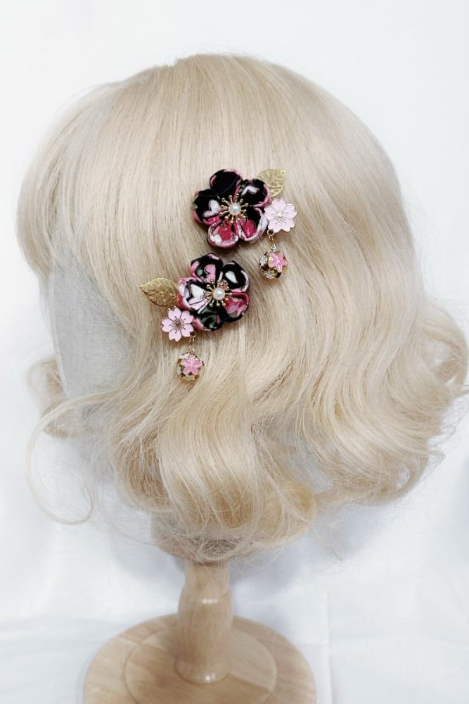 Lianzicao Japanese Cherry Blossom Black Pink Hairpin Lolita Side Clip