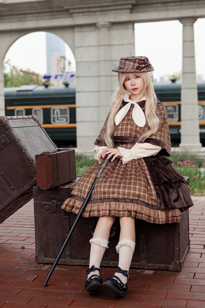 Infanta Morning Tune Brown Plaid High Waist Lolita Jumper Coat