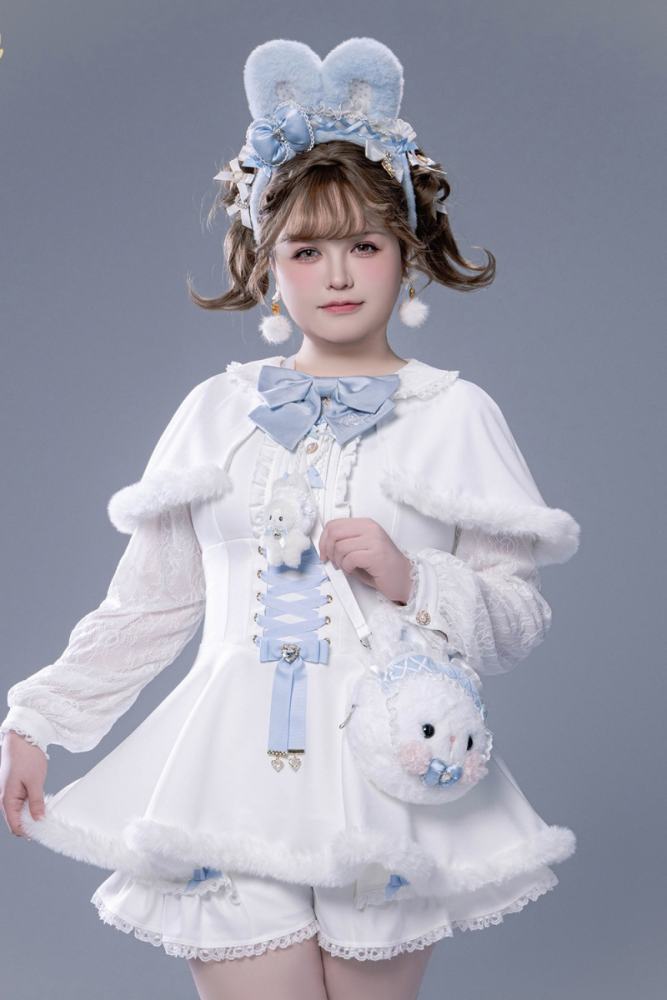 Fluffy Heart X Momo Kawai Jirai Kei Dress Shorts Cape and Brooch