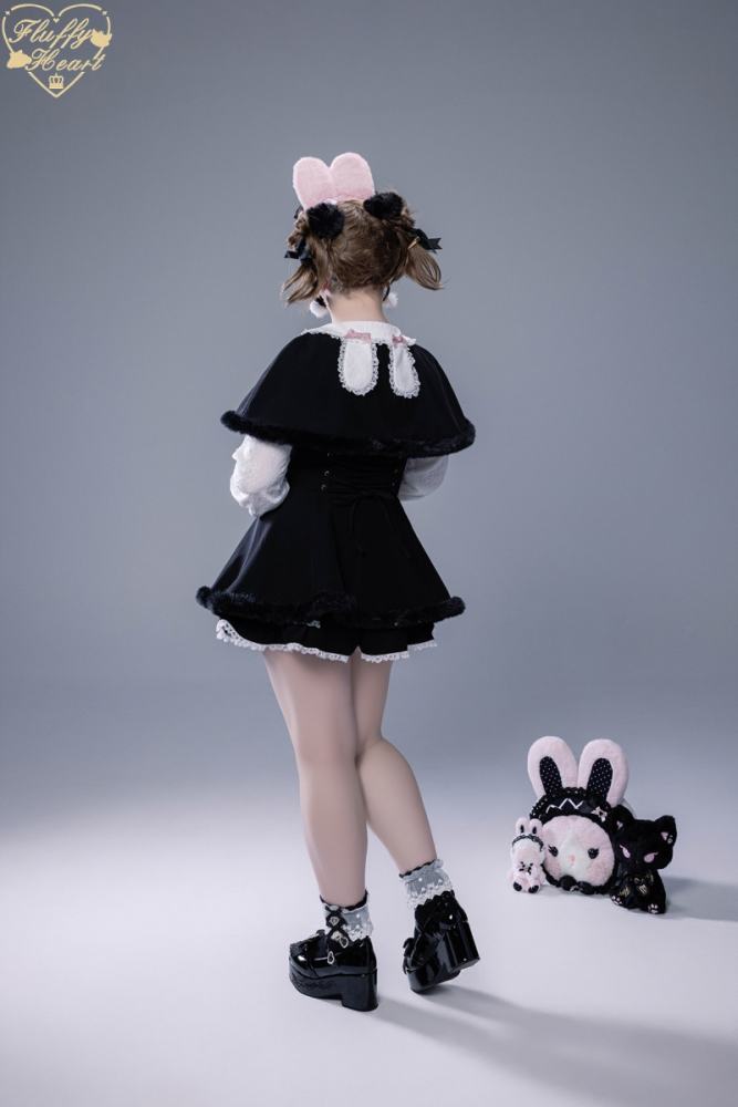 Fluffy Heart X Momo Kawai Jirai Kei Dress Shorts Cape and Brooch