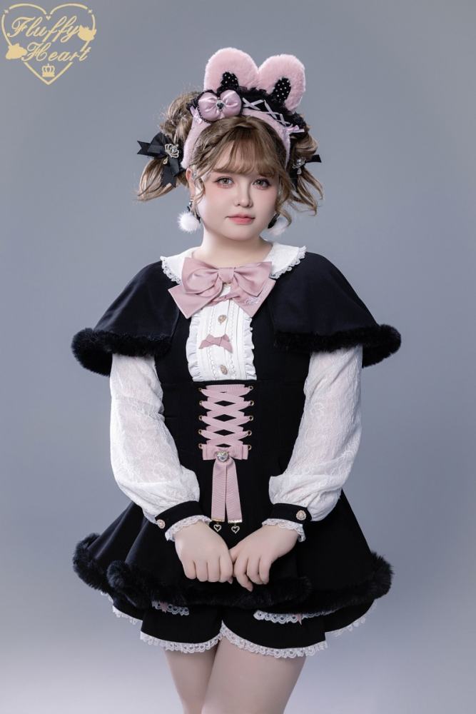 Fluffy Heart X Momo Kawai Jirai Kei Dress Shorts Cape and Brooch