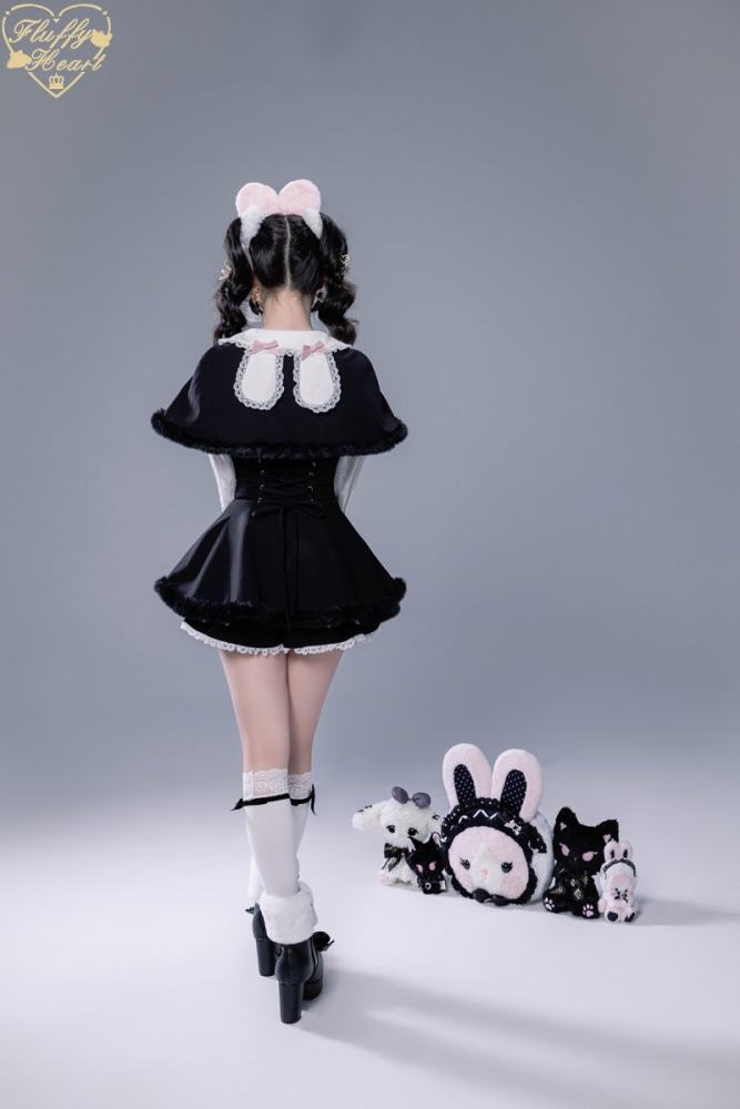 Fluffy Heart X Momo Kawai Jirai Kei Dress Shorts Cape and Brooch
